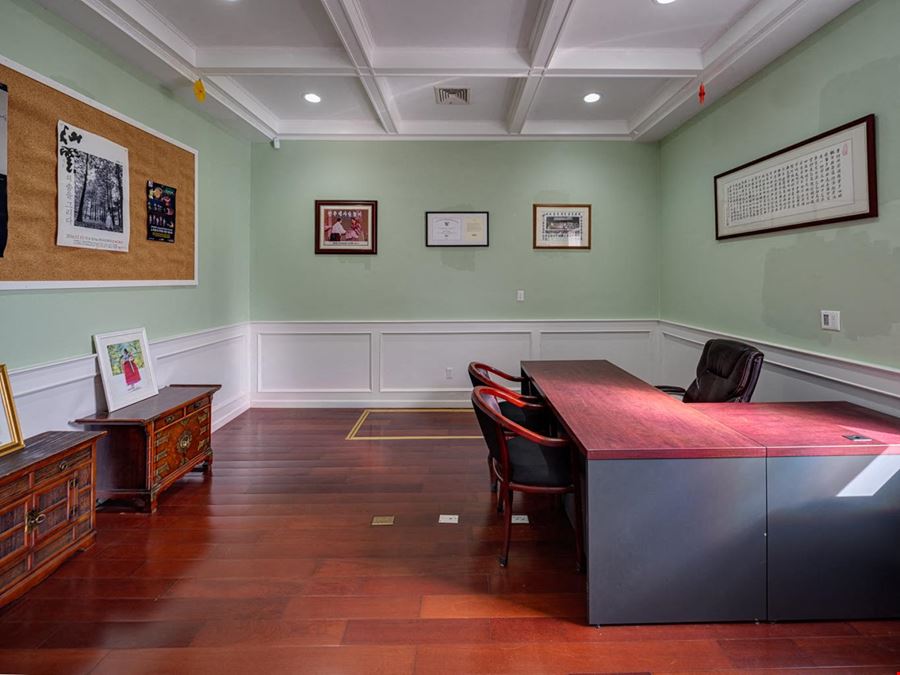 2 Maplewood Ave Farmingdale, Farmingdale, NY 11735